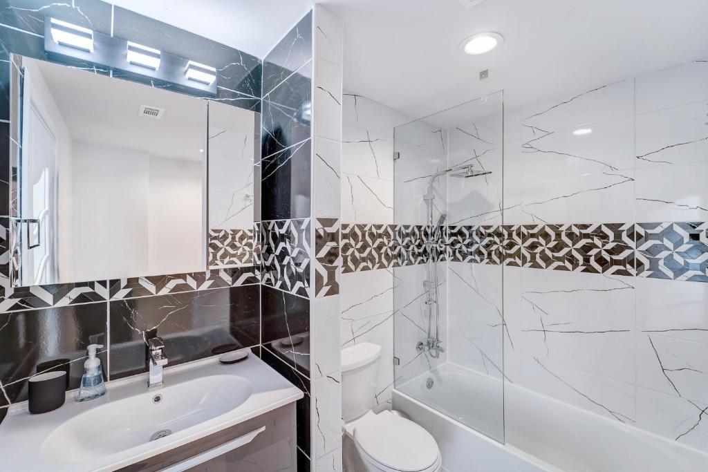 1409 E M Franklin Ave # B, Austin, TX 78721