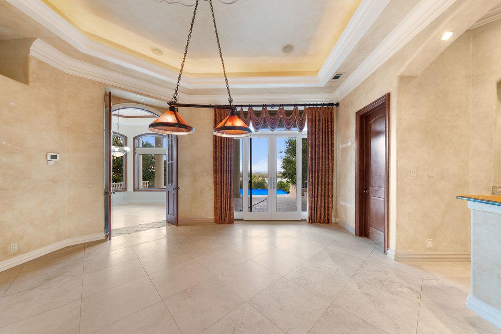 217 Bella Riva Dr, Austin, TX 78734