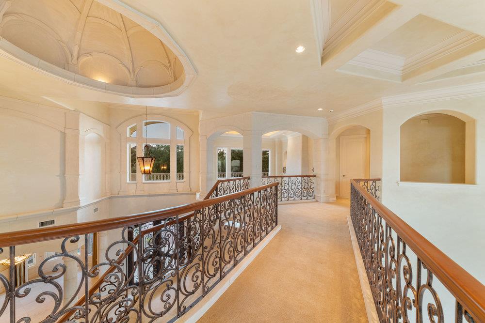 217 Bella Riva Dr, Austin, TX 78734