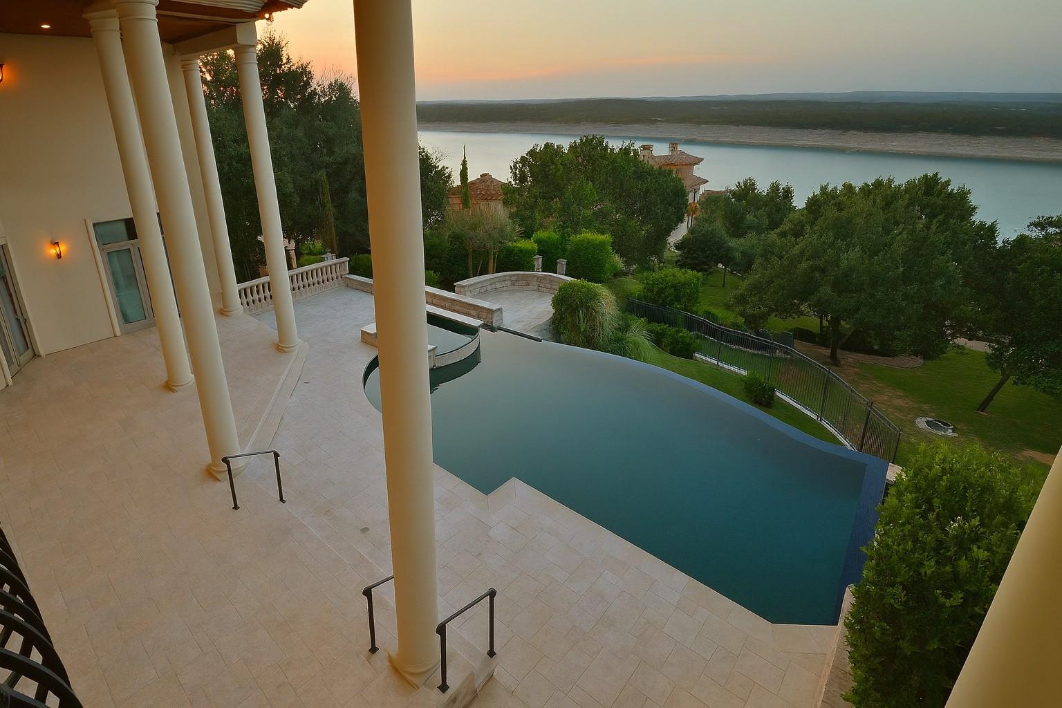 217 Bella Riva Dr, Austin, TX 78734