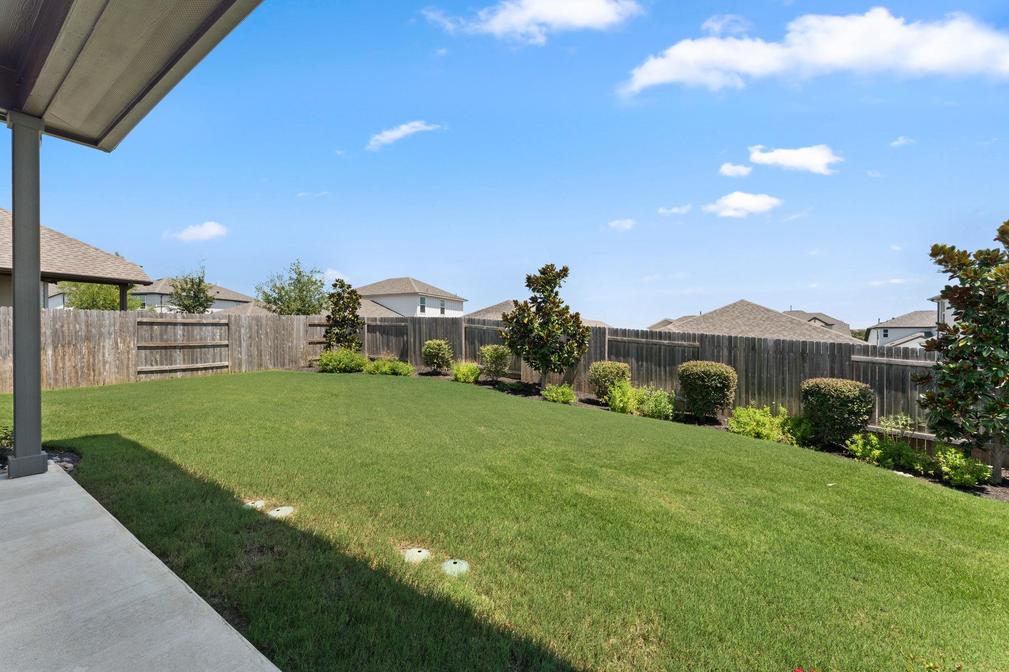 6512 Velvet Leaf Ln, Buda, TX 78610