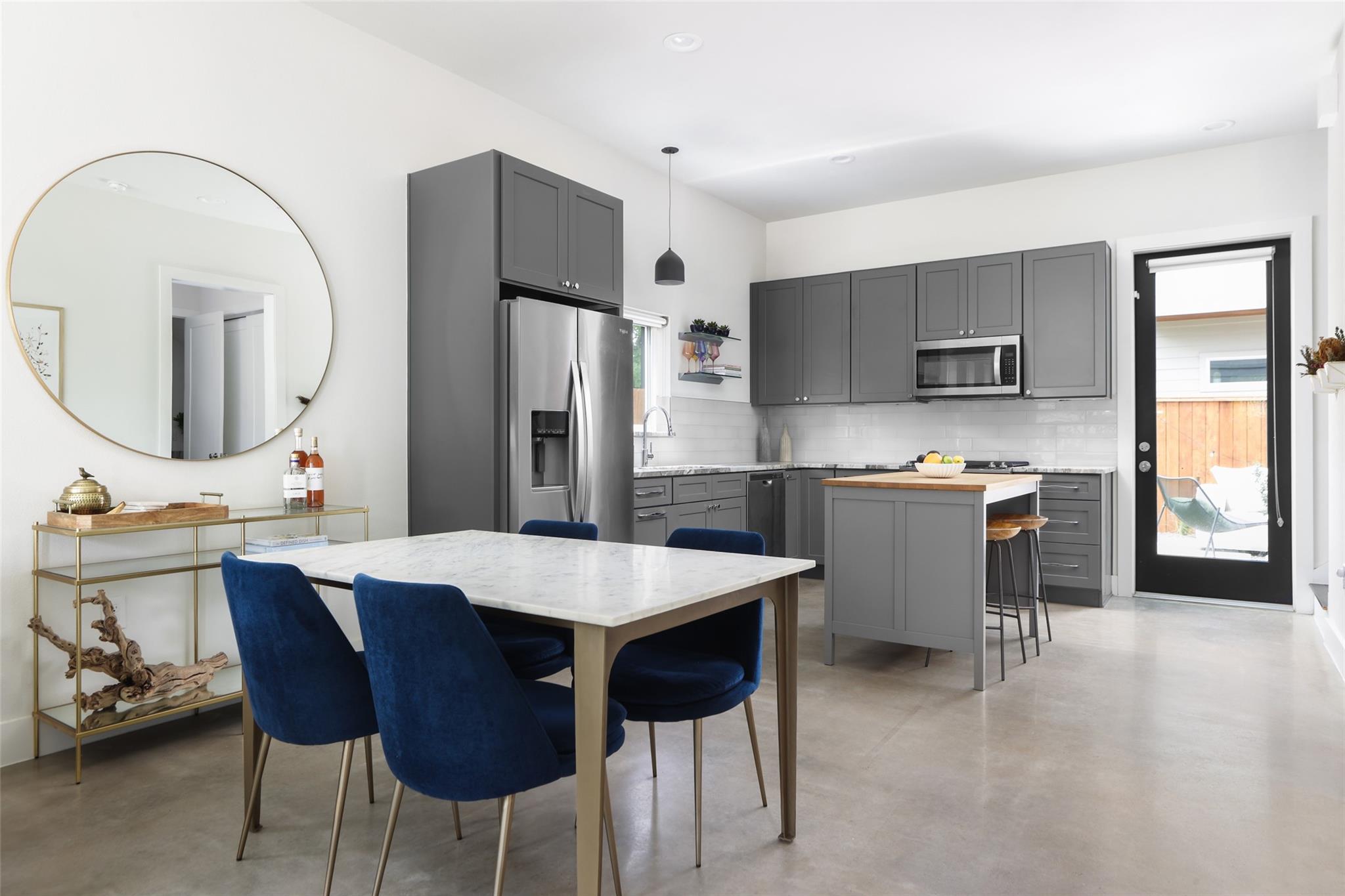 1120 Omega Ave # 1, Austin, TX 78721