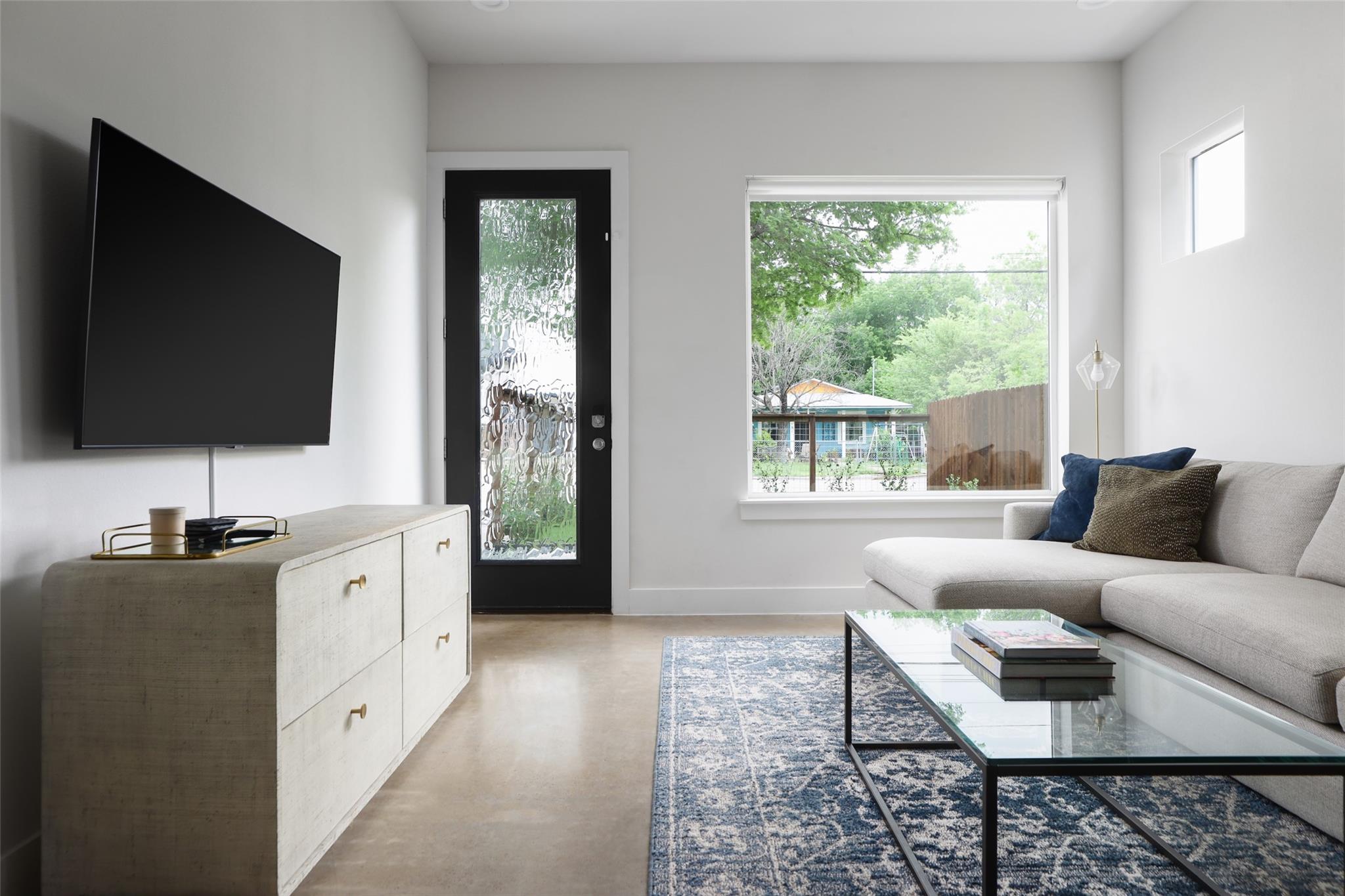 1120 Omega Ave # 1, Austin, TX 78721