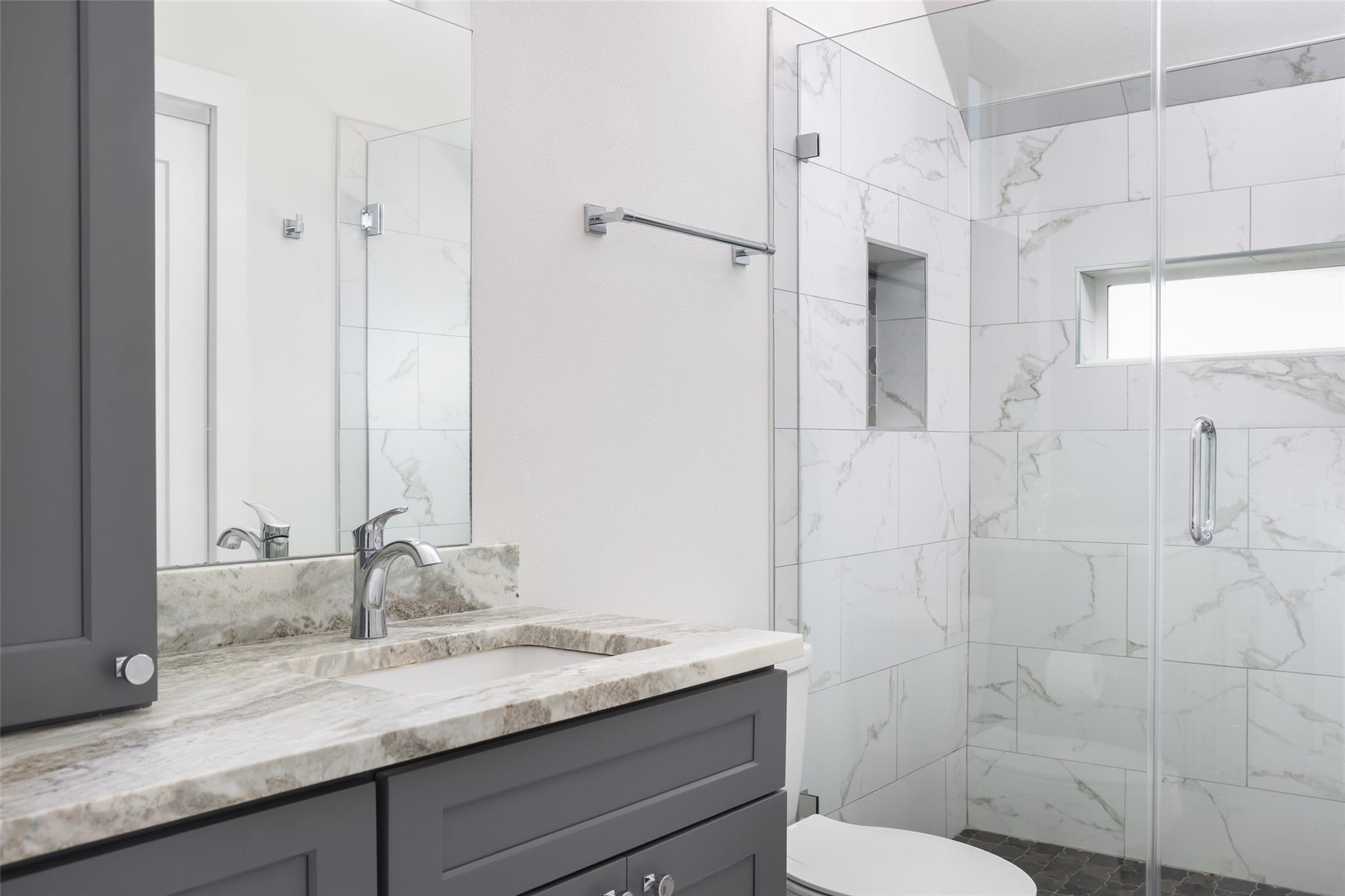 1120 Omega Ave # 1, Austin, TX 78721