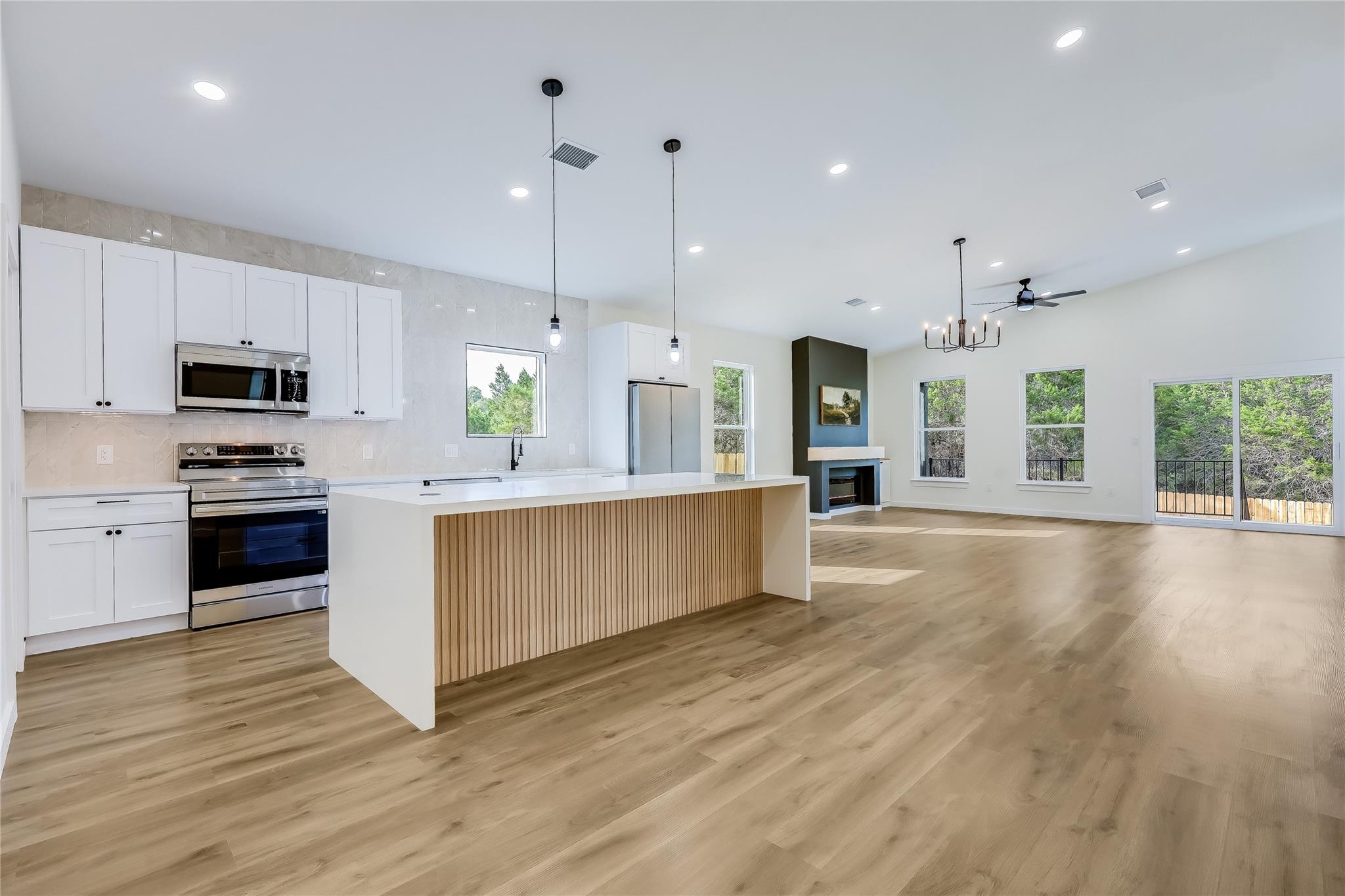 21806 O Henry Ave, Lago Vista, TX 78645