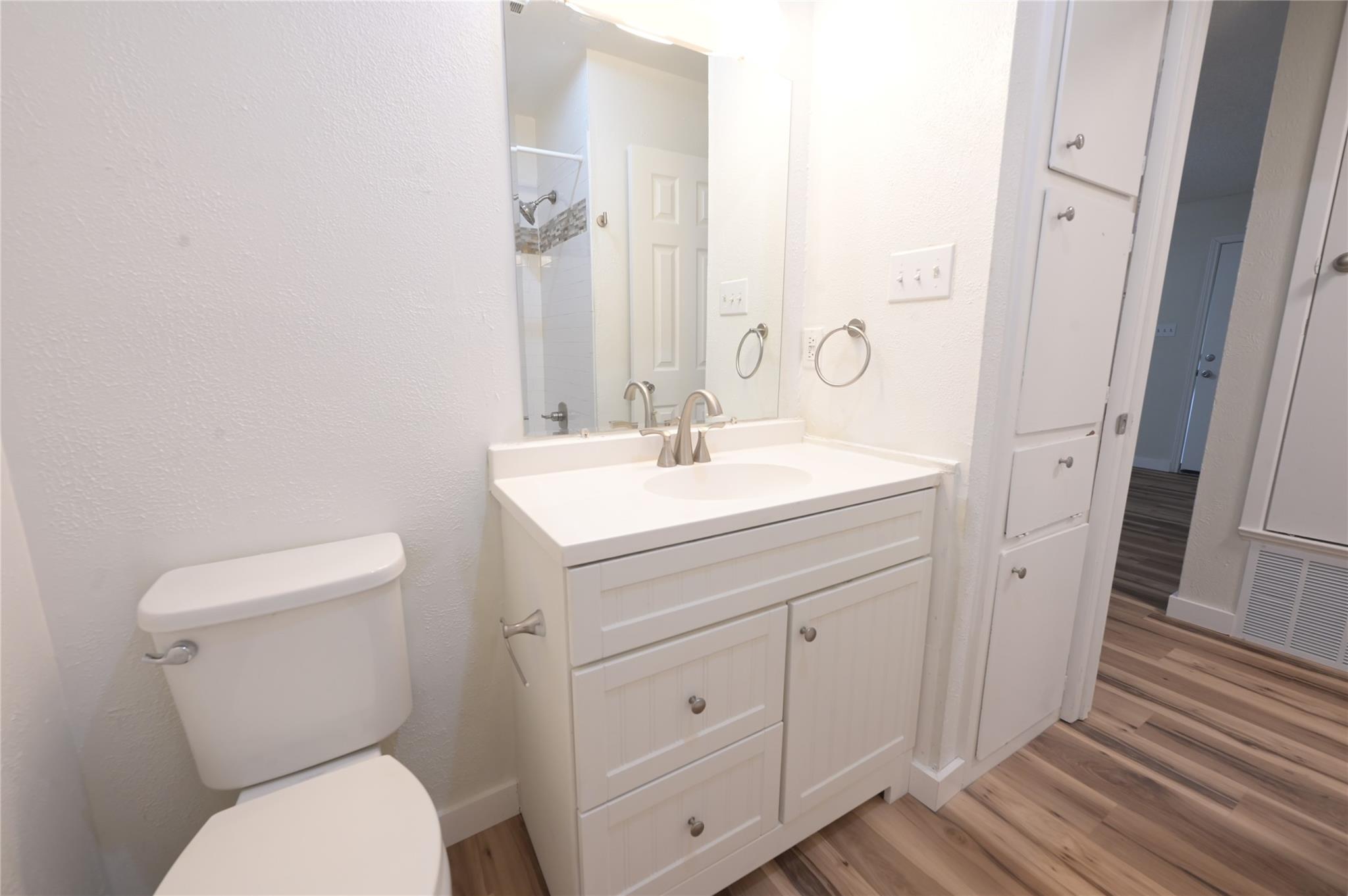 1200 Matthews Ln # A, Austin, TX 78745