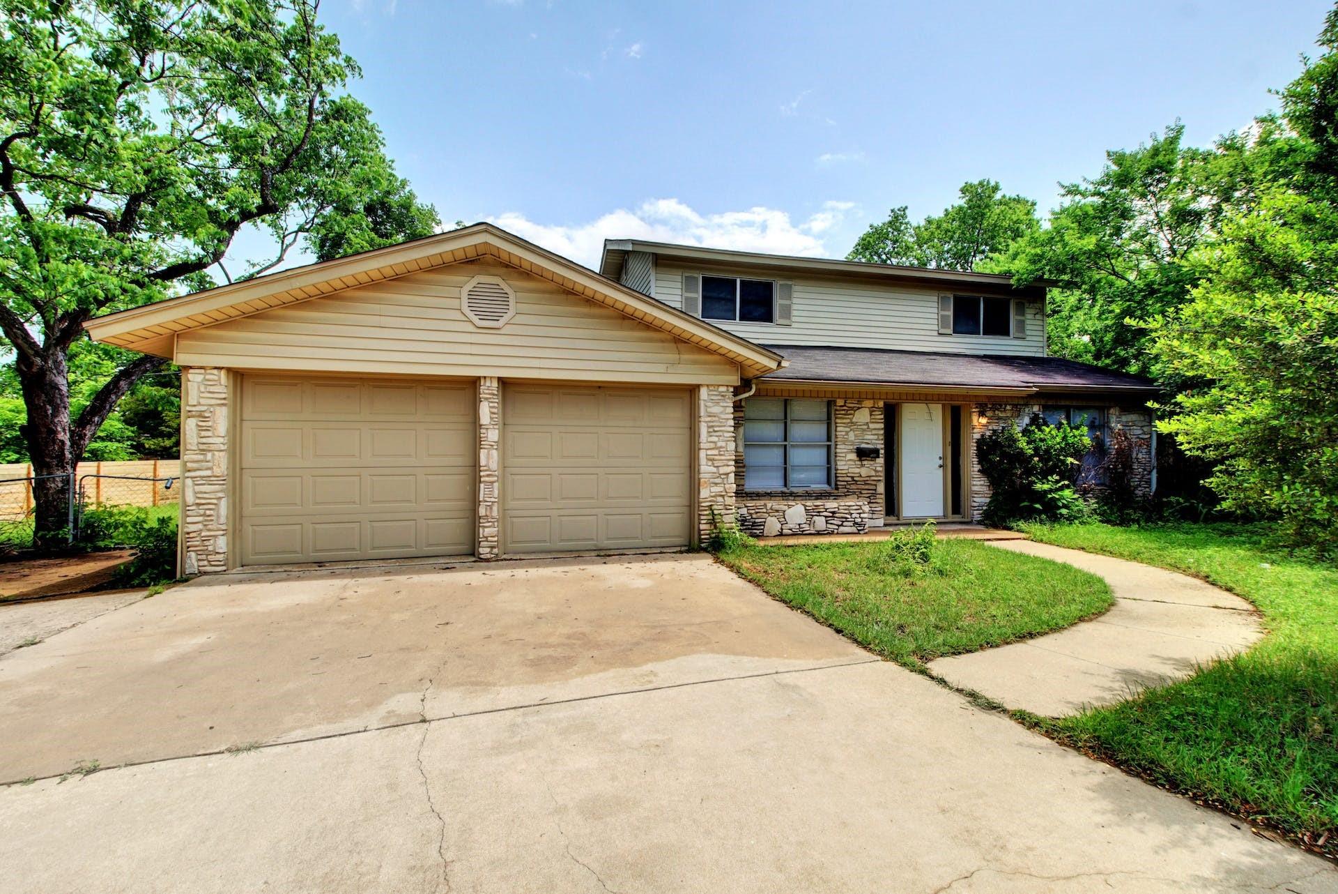 1202 Artesian Cir, Austin, TX 78758