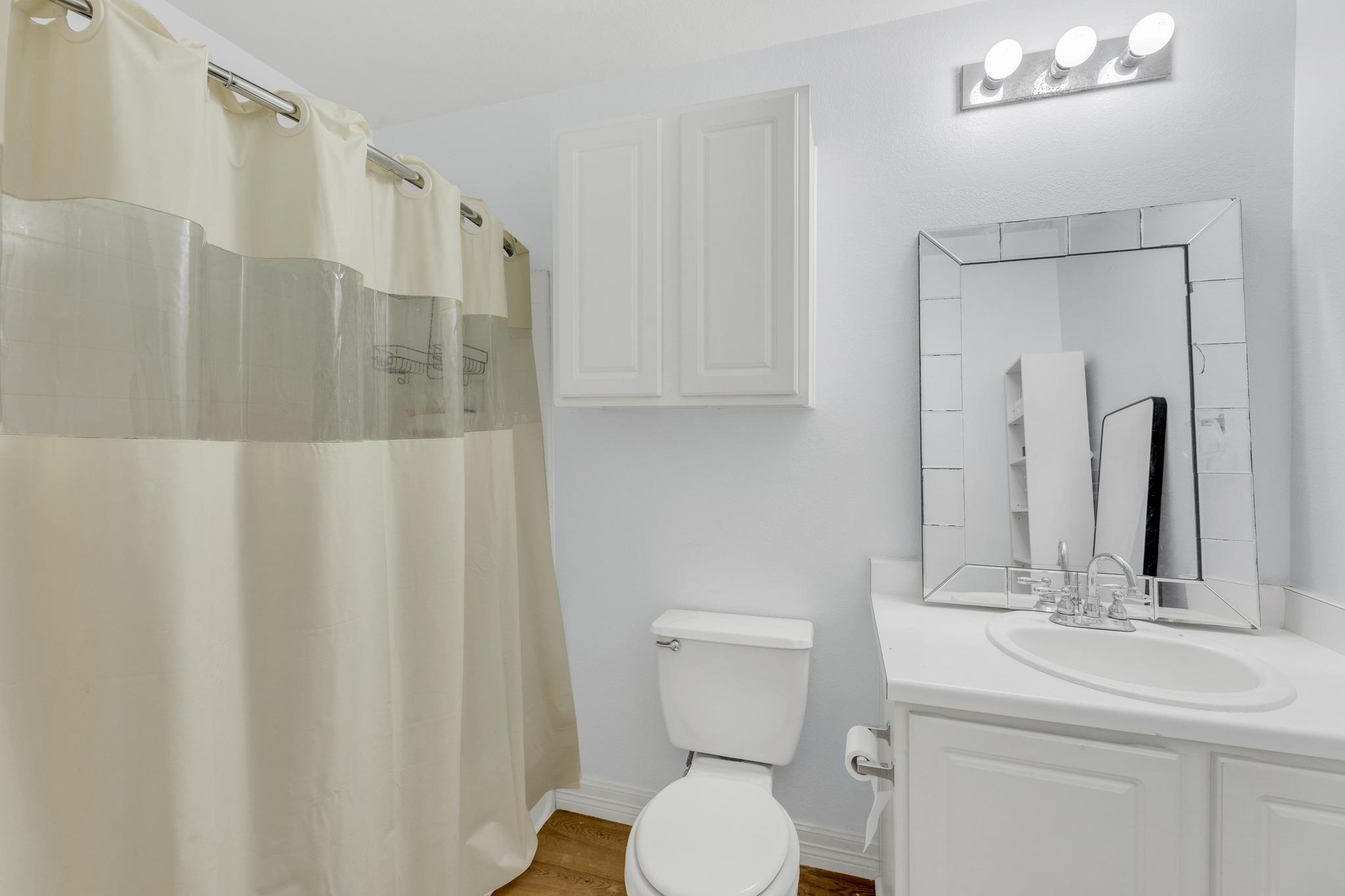 18400 Sun Haven Cv, Elgin, TX 78621