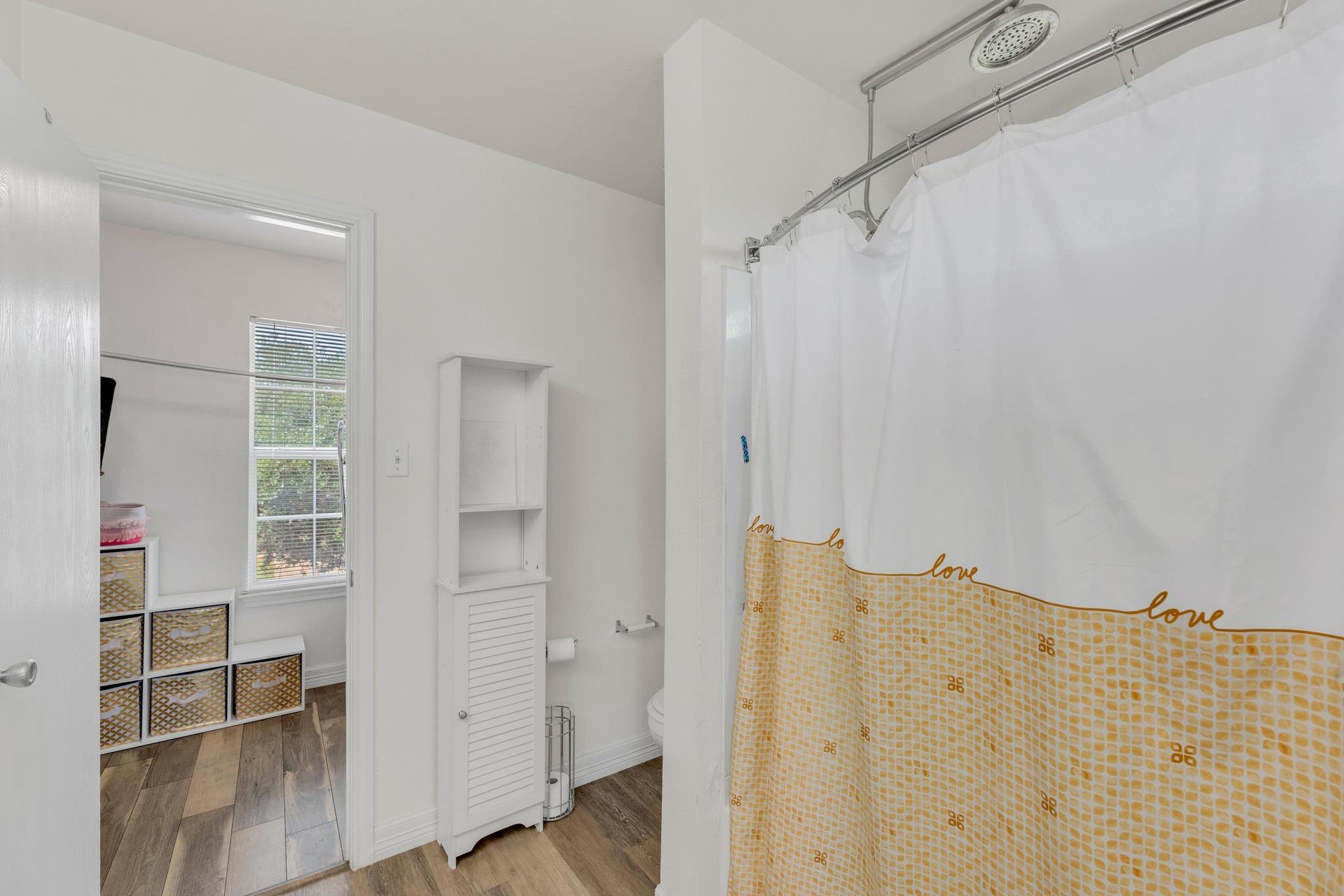 18400 Sun Haven Cv, Elgin, TX 78621