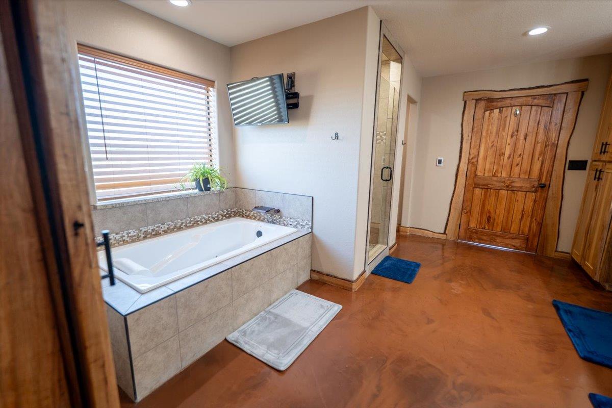 1825 Savanna Ridge Ranch Rd, Lometa, TX 76853