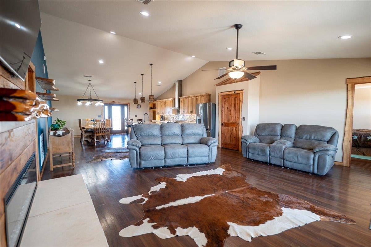 1825 Savanna Ridge Ranch Rd, Lometa, TX 76853