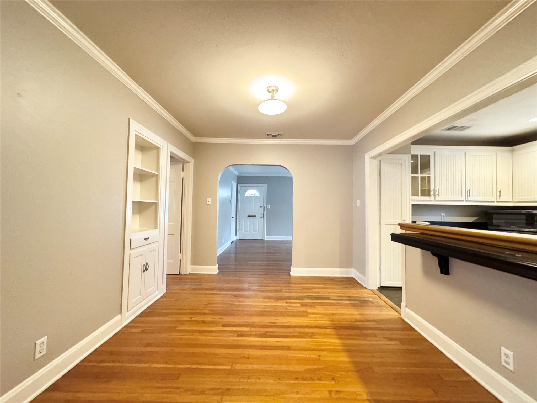 1300 Crestwood Rd, Austin, TX 78722