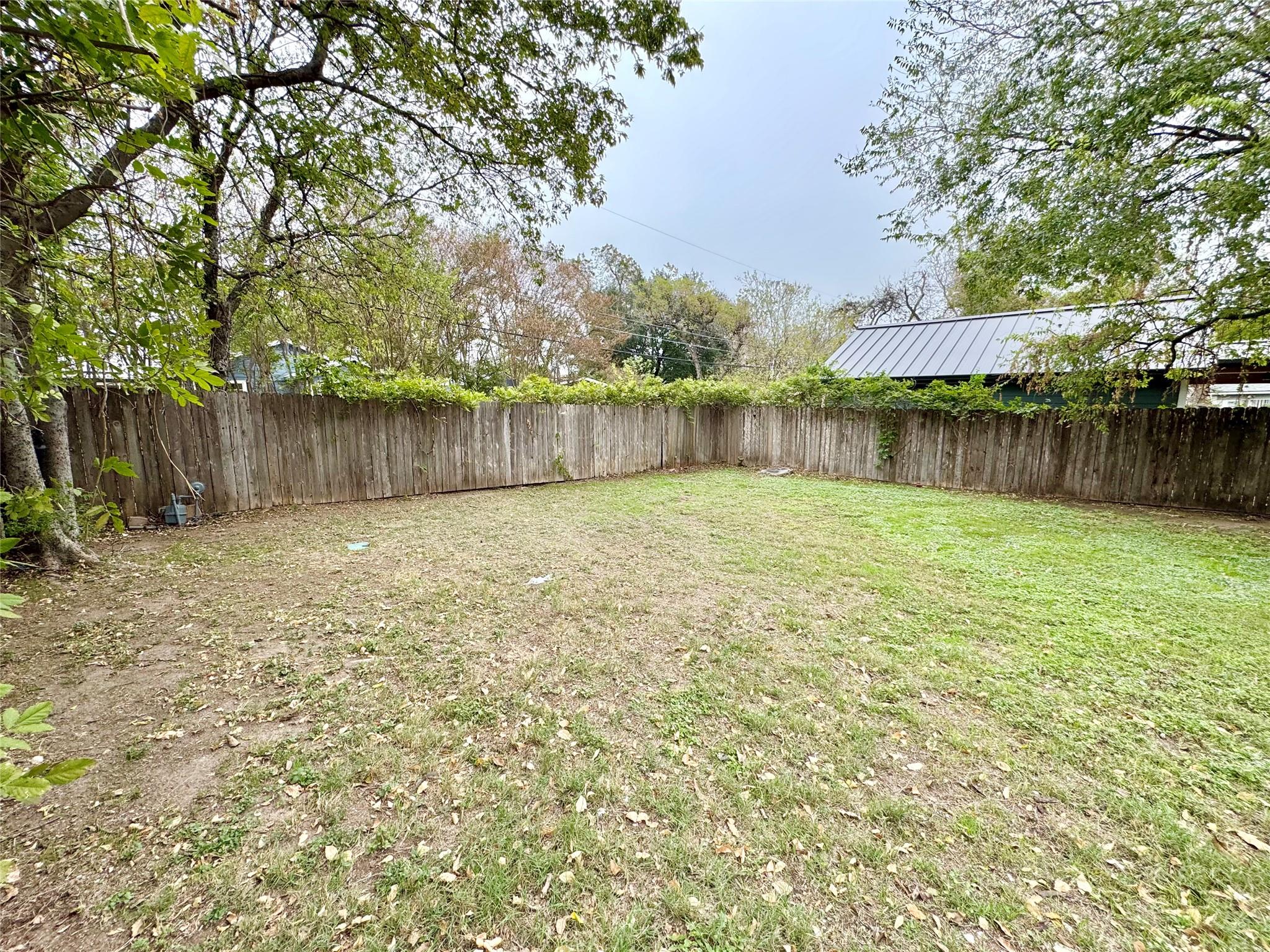 1300 Crestwood Rd, Austin, TX 78722