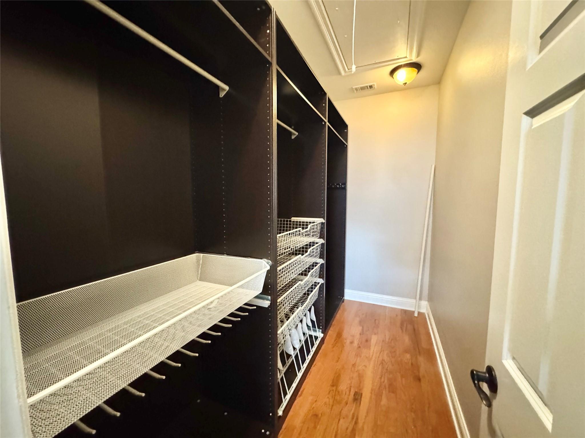 1300 Crestwood Rd, Austin, TX 78722