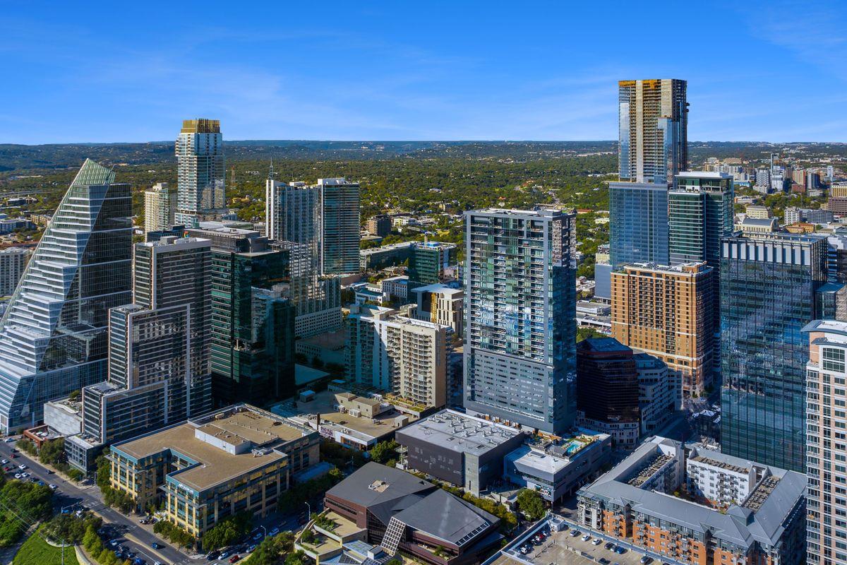 210 Lavaca St # 2809, Austin, TX 78701