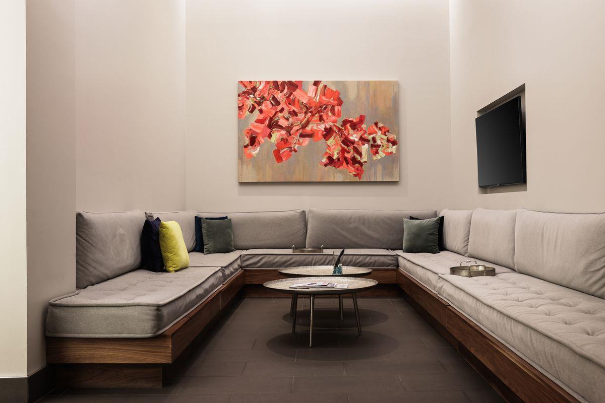 210 Lavaca St # 2809, Austin, TX 78701