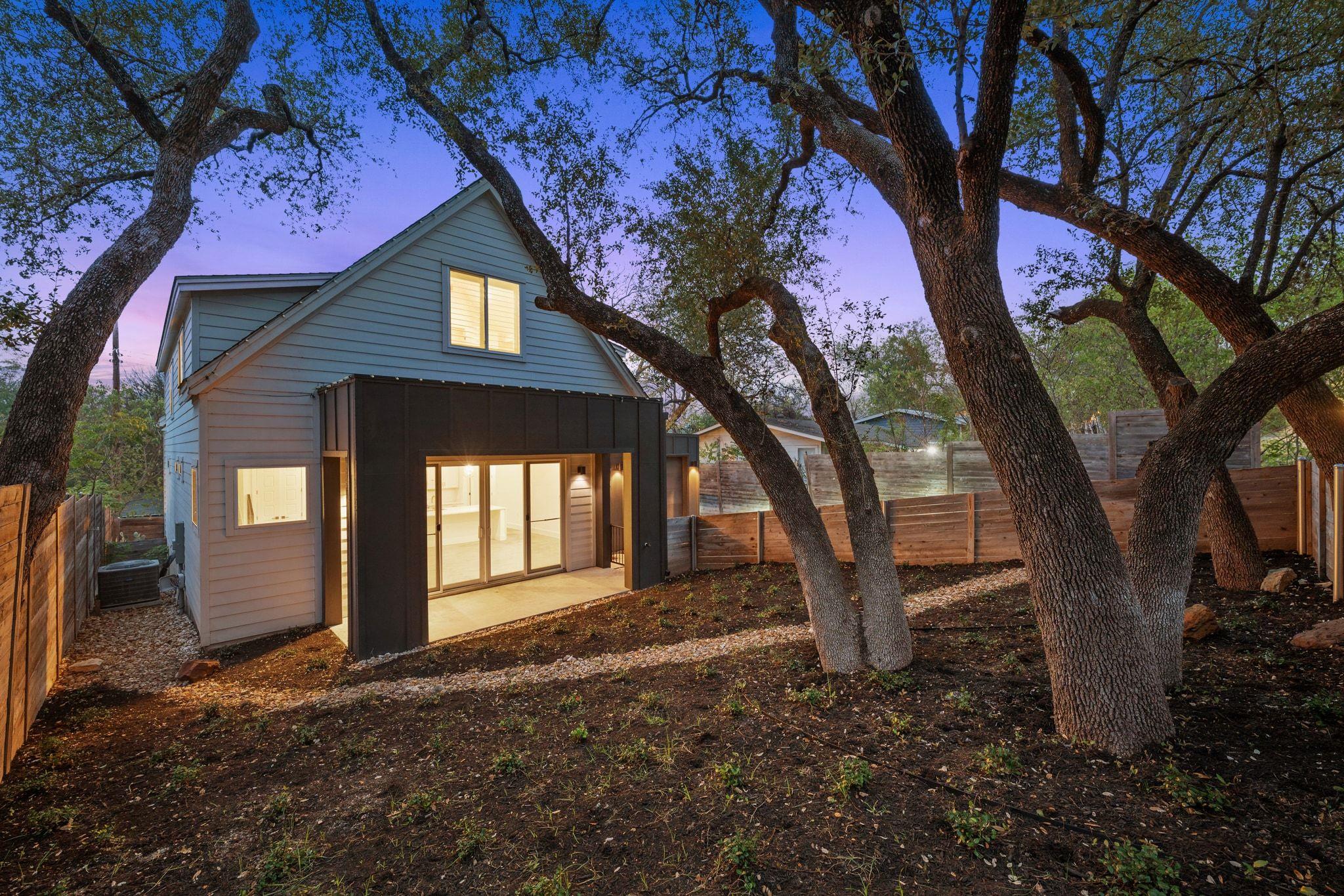 3100 S 5th St # 1, Austin, TX 78704