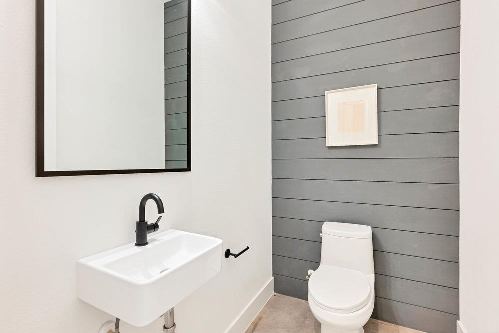 3100 S 5th St # 1, Austin, TX 78704