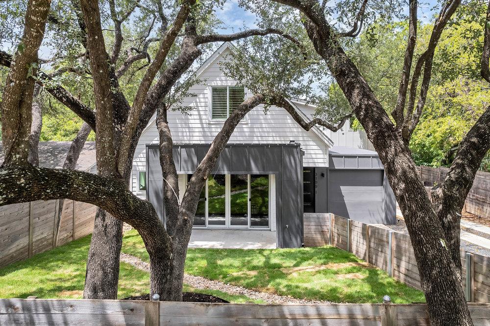 3100 S 5th St # 1, Austin, TX 78704