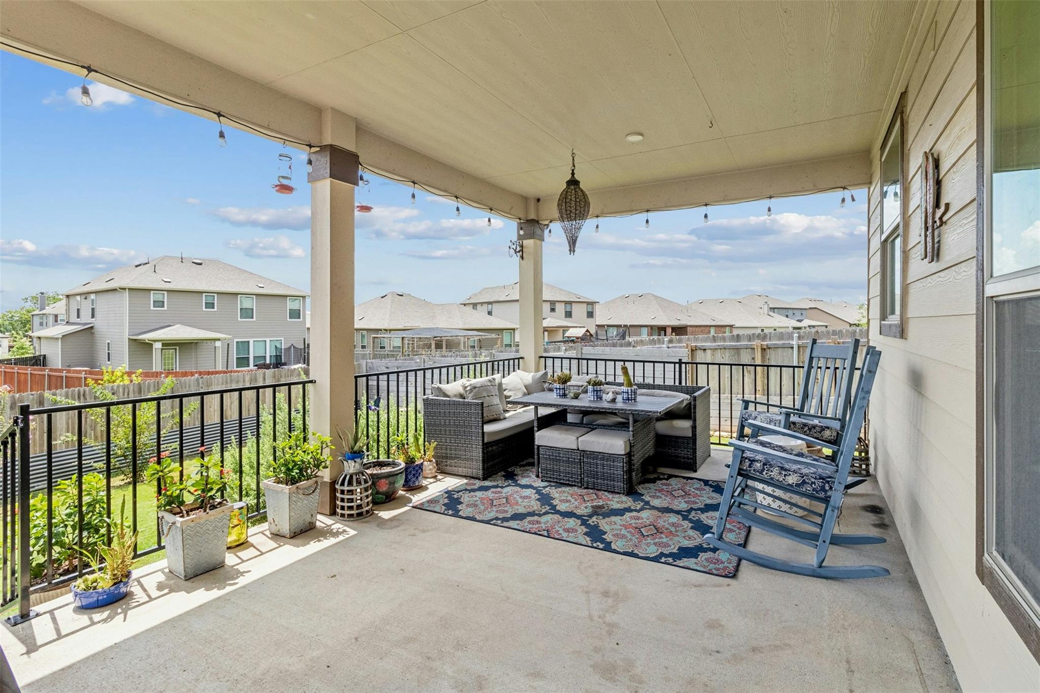 170 Kennicott Dr, Kyle, TX 78640