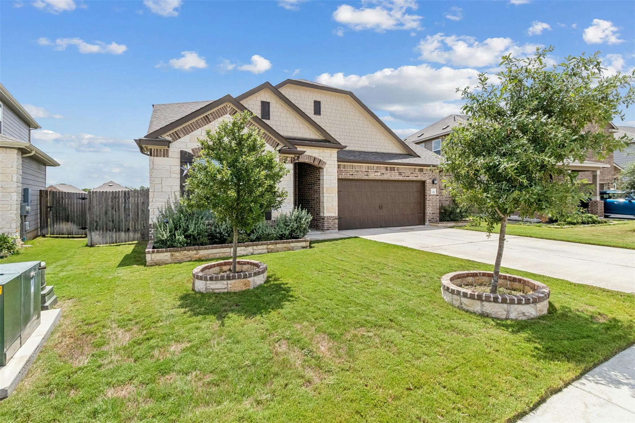 170 Kennicott Dr, Kyle, TX 78640
