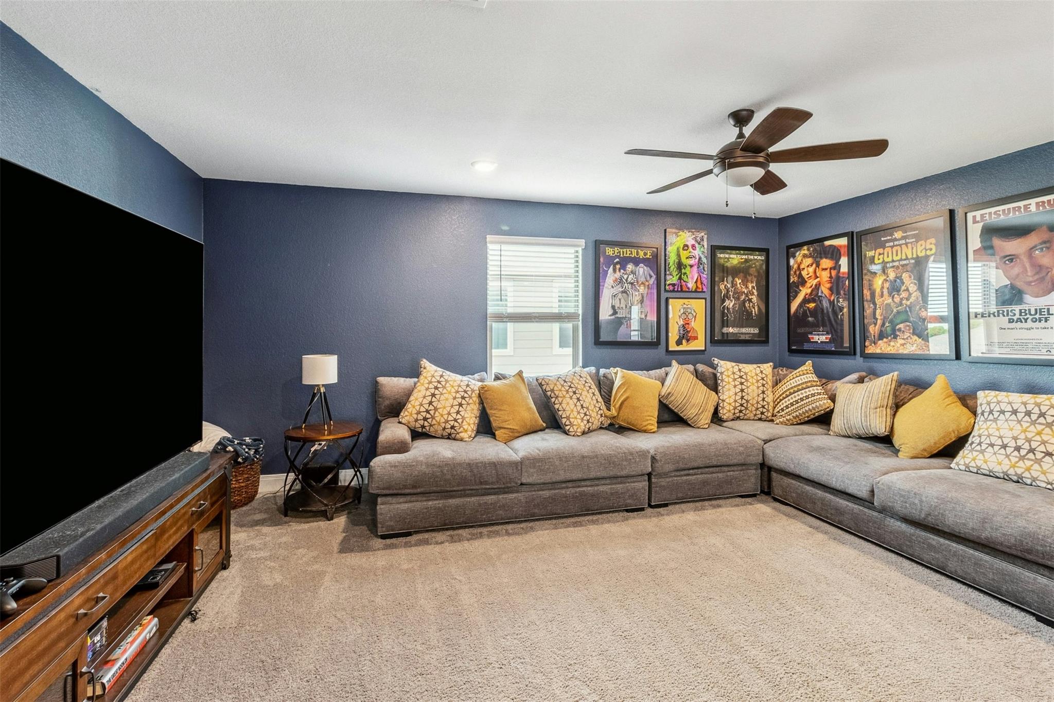 170 Kennicott Dr, Kyle, TX 78640