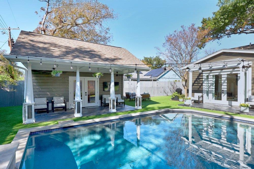 1519 W 29th St, Austin, TX 78703