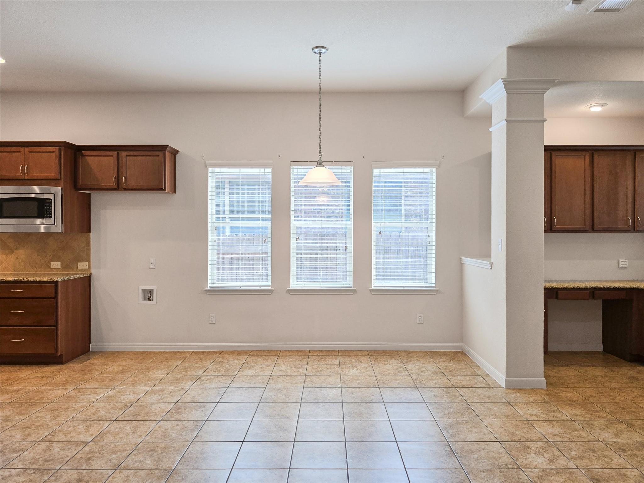 13108 Hymeadow Cir, Austin, TX 78729