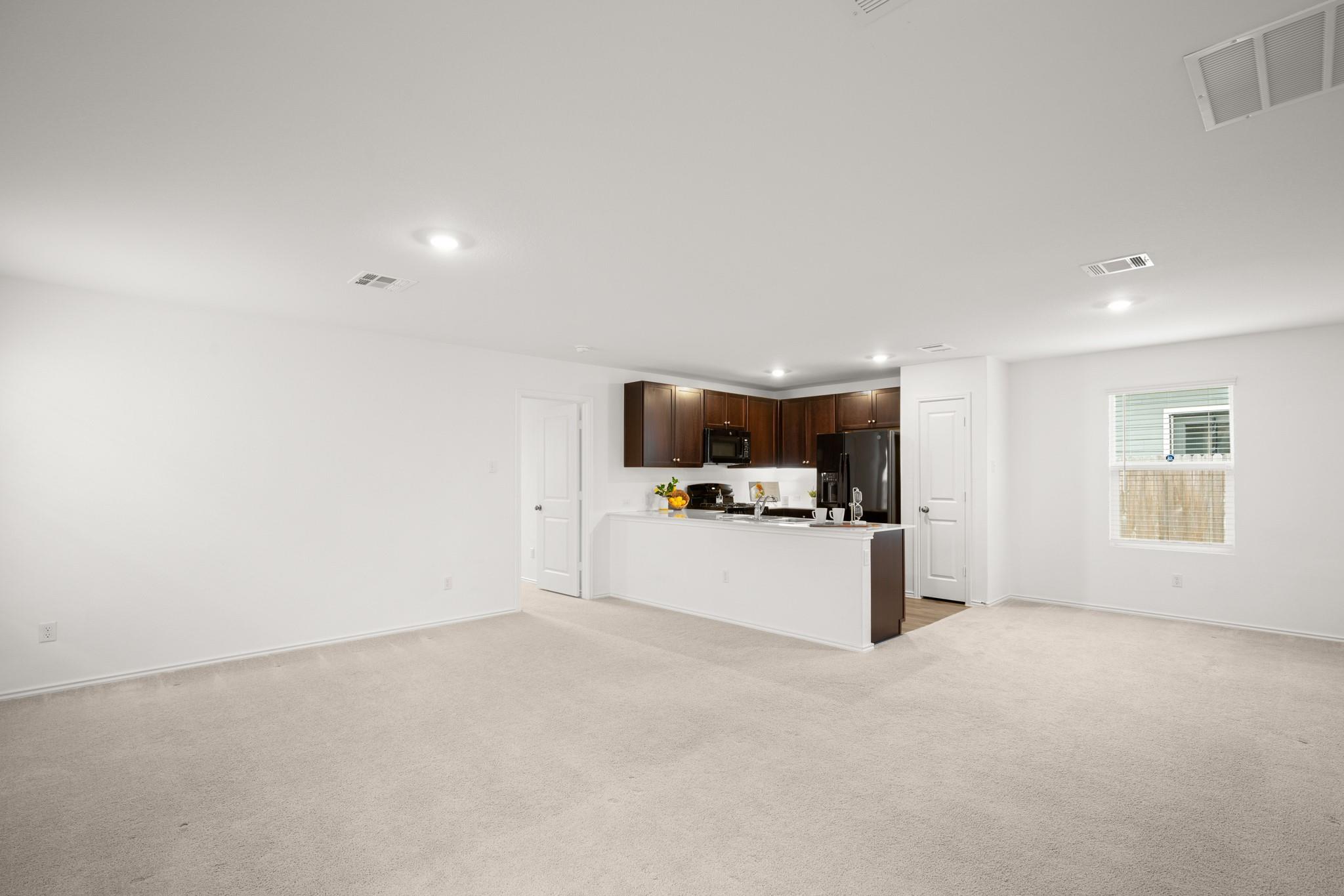 125 Gabbro Gdns, Maxwell, TX 78656