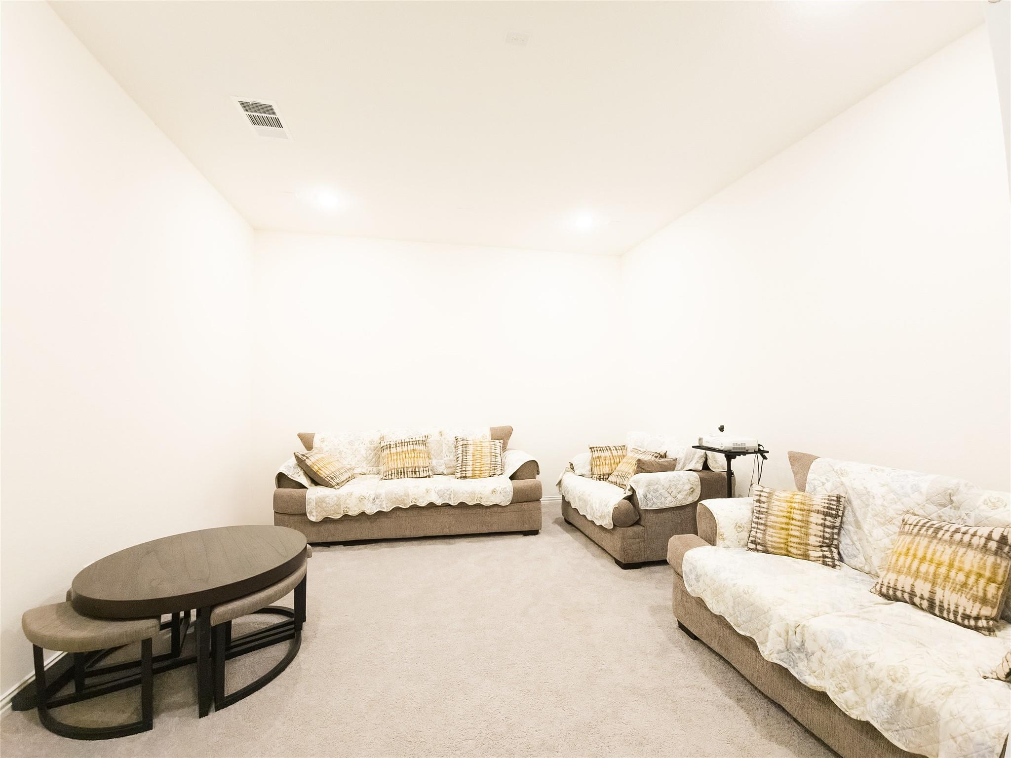 627 Pheasant Hill Ln, Georgetown, TX 78628