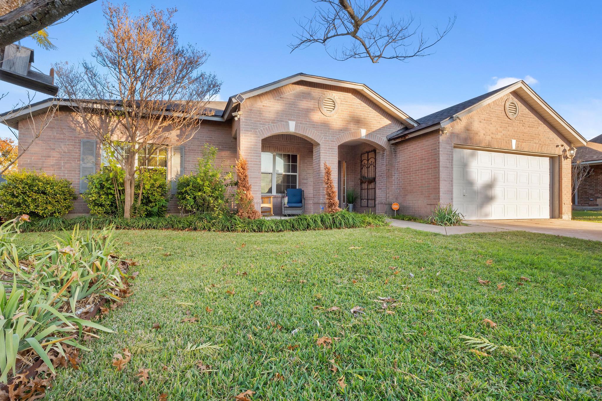 19721 San Chisolm Dr, Round Rock, TX 78664