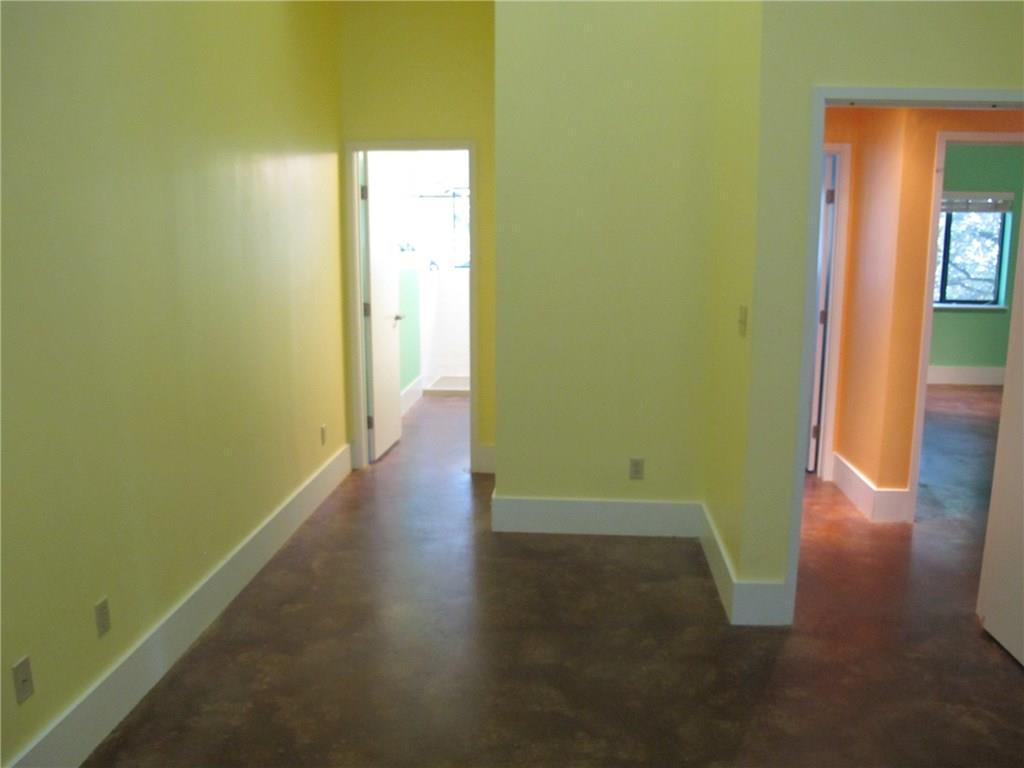 911 Keith Ln # 10, Austin, TX 78705