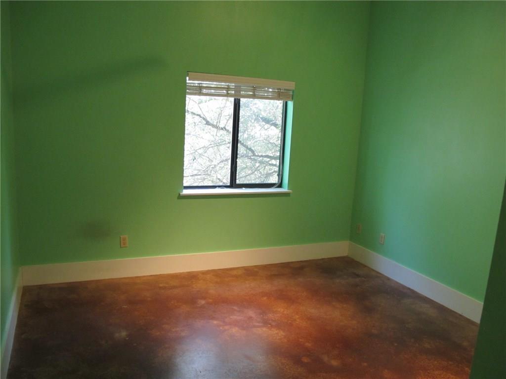 911 Keith Ln # 10, Austin, TX 78705