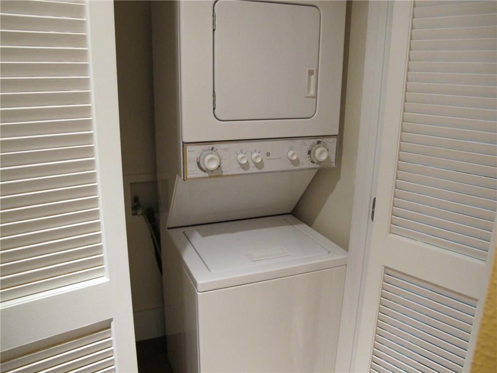 911 Keith Ln # 10, Austin, TX 78705