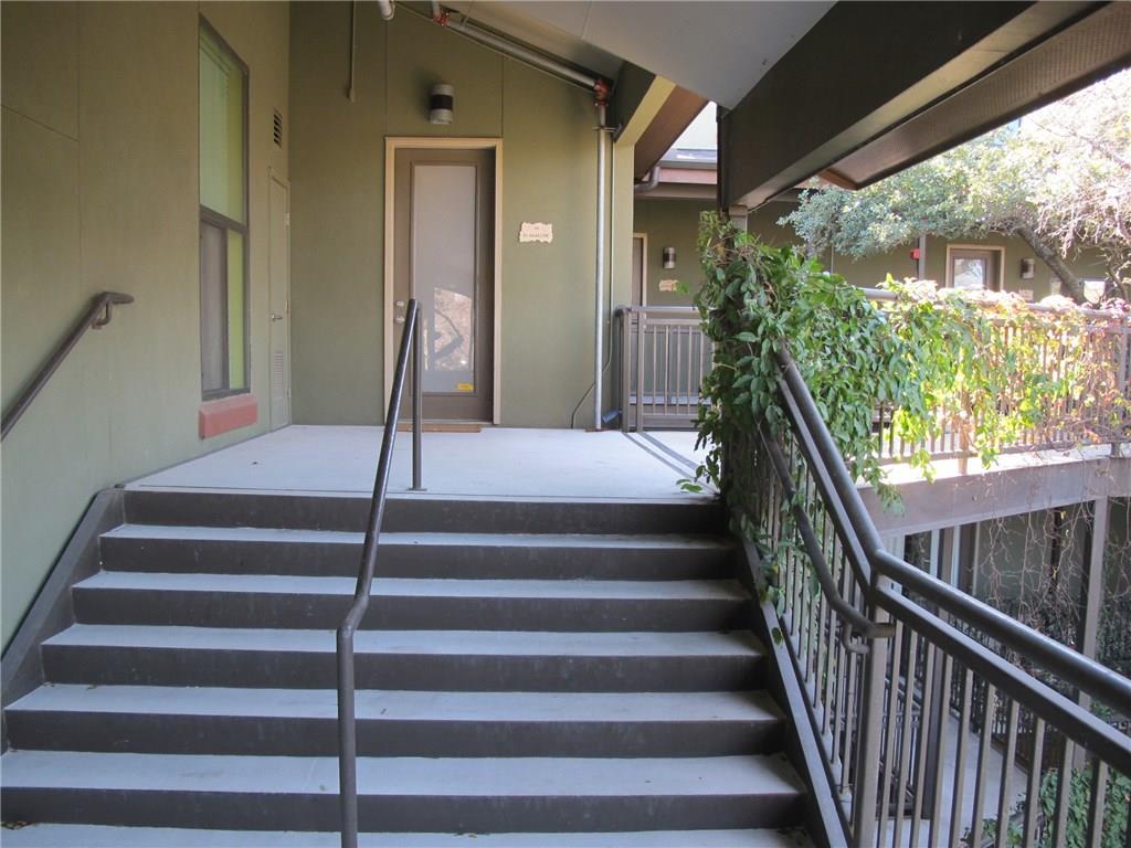 911 Keith Ln # 10, Austin, TX 78705