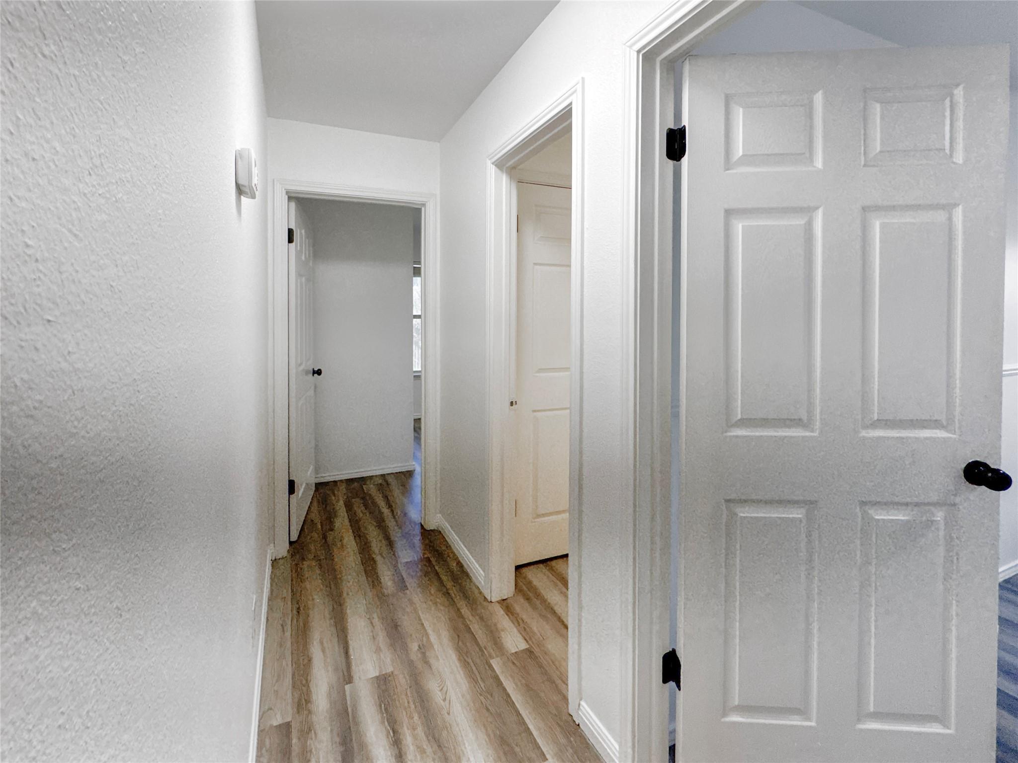 1901 Holly Springs Dr, Taylor, TX 76574