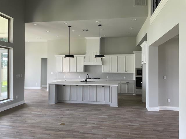 128 Arbolado Loop, Liberty Hill, TX 78642