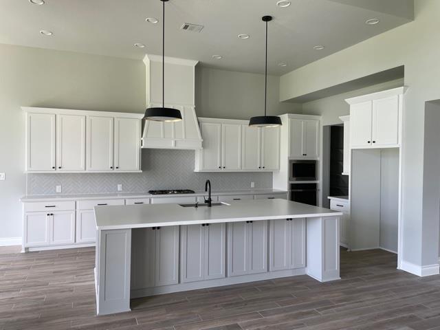 128 Arbolado Loop, Liberty Hill, TX 78642