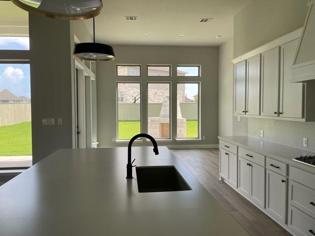 128 Arbolado Loop, Liberty Hill, TX 78642