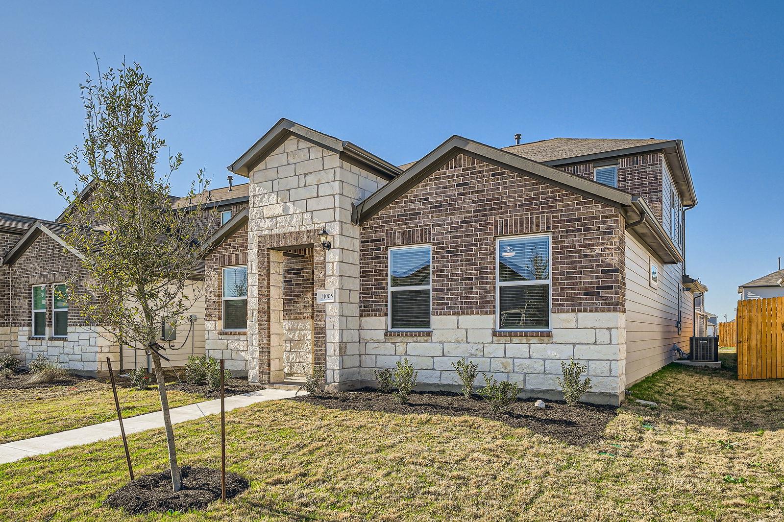 14005 Edna Maxine Walk, Del Valle, TX 78617