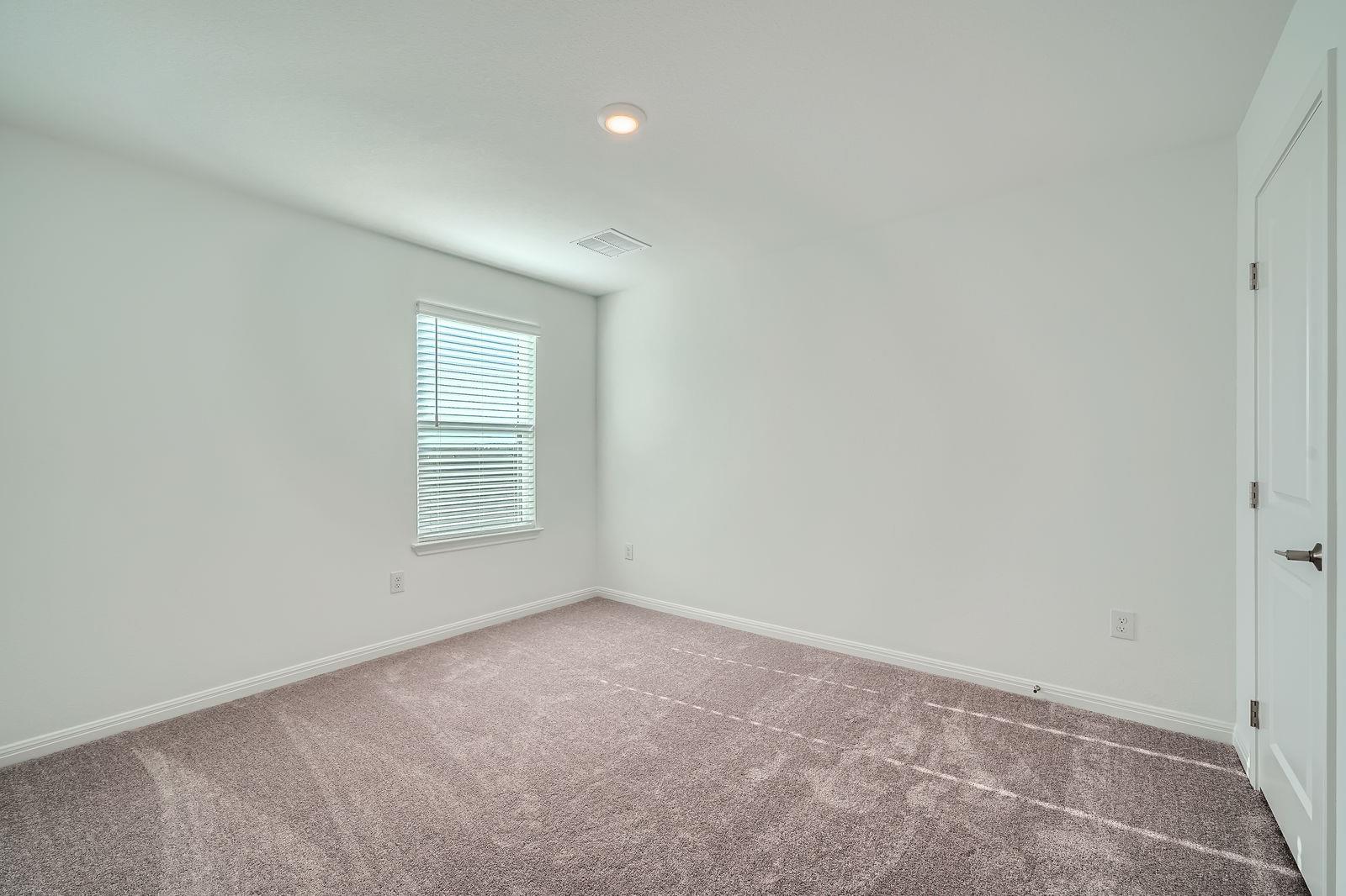 14005 Edna Maxine Walk, Del Valle, TX 78617