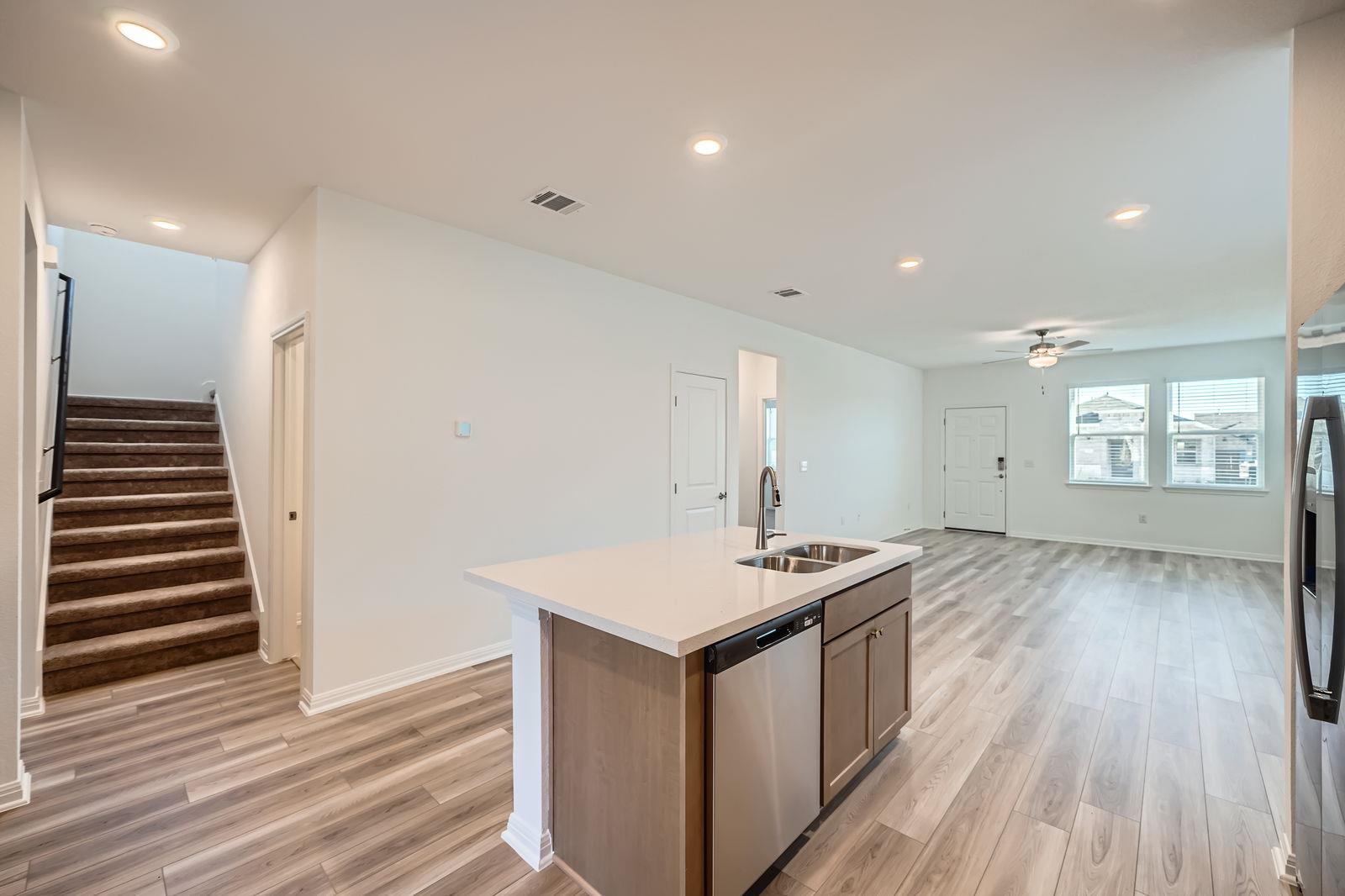 14005 Edna Maxine Walk, Del Valle, TX 78617