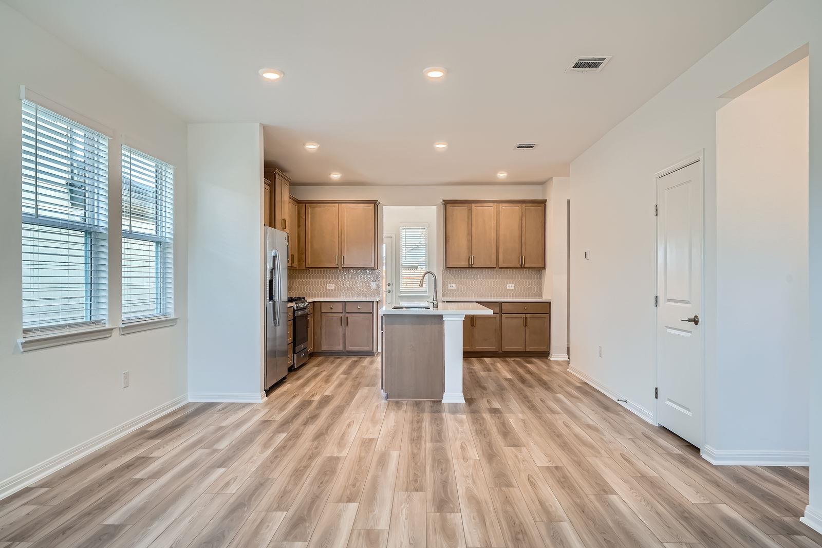 14005 Edna Maxine Walk, Del Valle, TX 78617