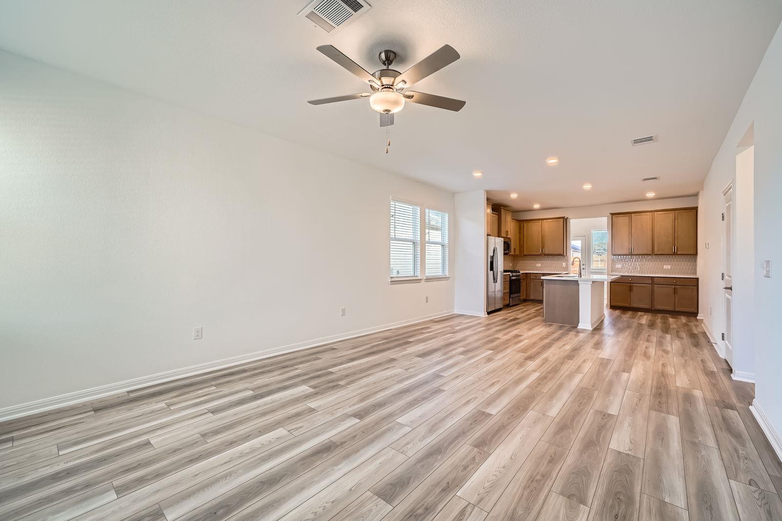 14005 Edna Maxine Walk, Del Valle, TX 78617