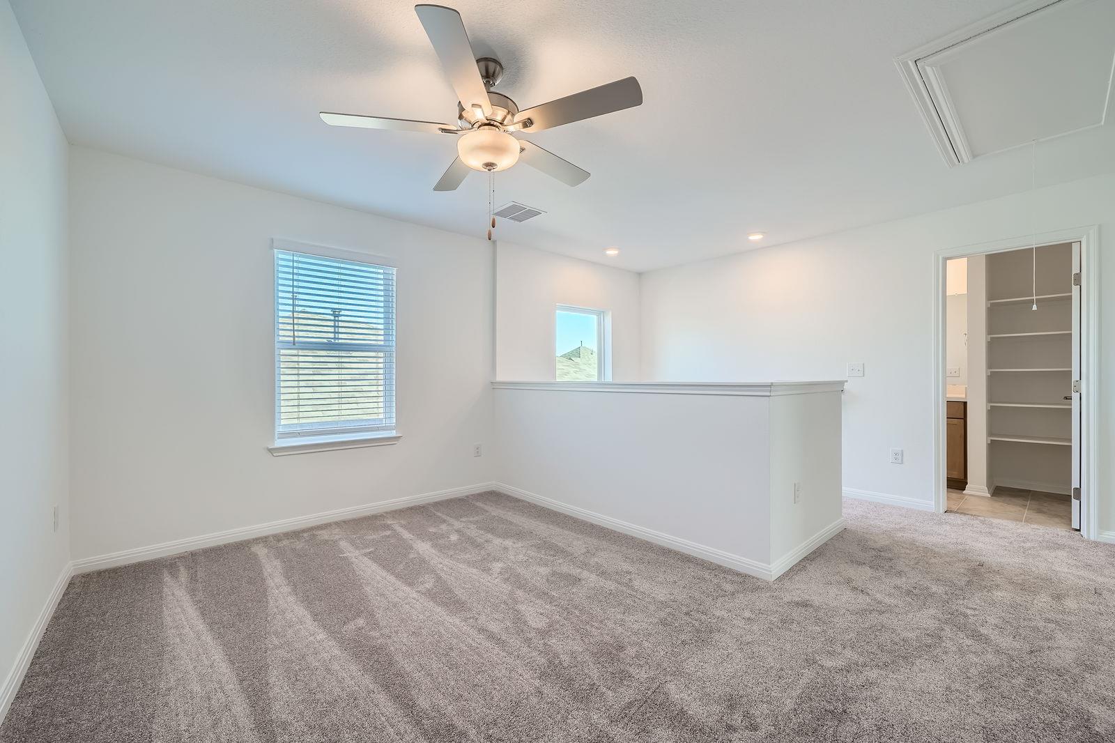 14005 Edna Maxine Walk, Del Valle, TX 78617