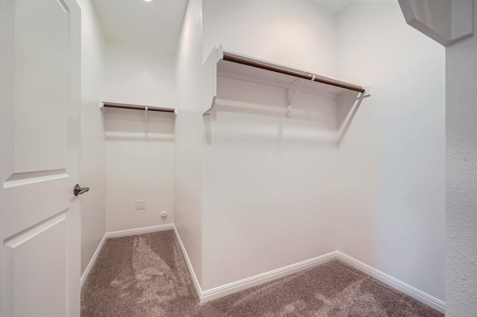 14005 Edna Maxine Walk, Del Valle, TX 78617