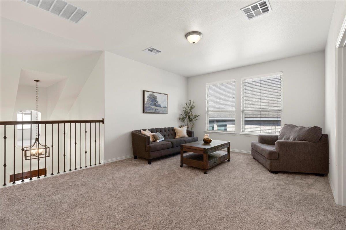 225 Fontainebleau St, Georgetown, TX 78628