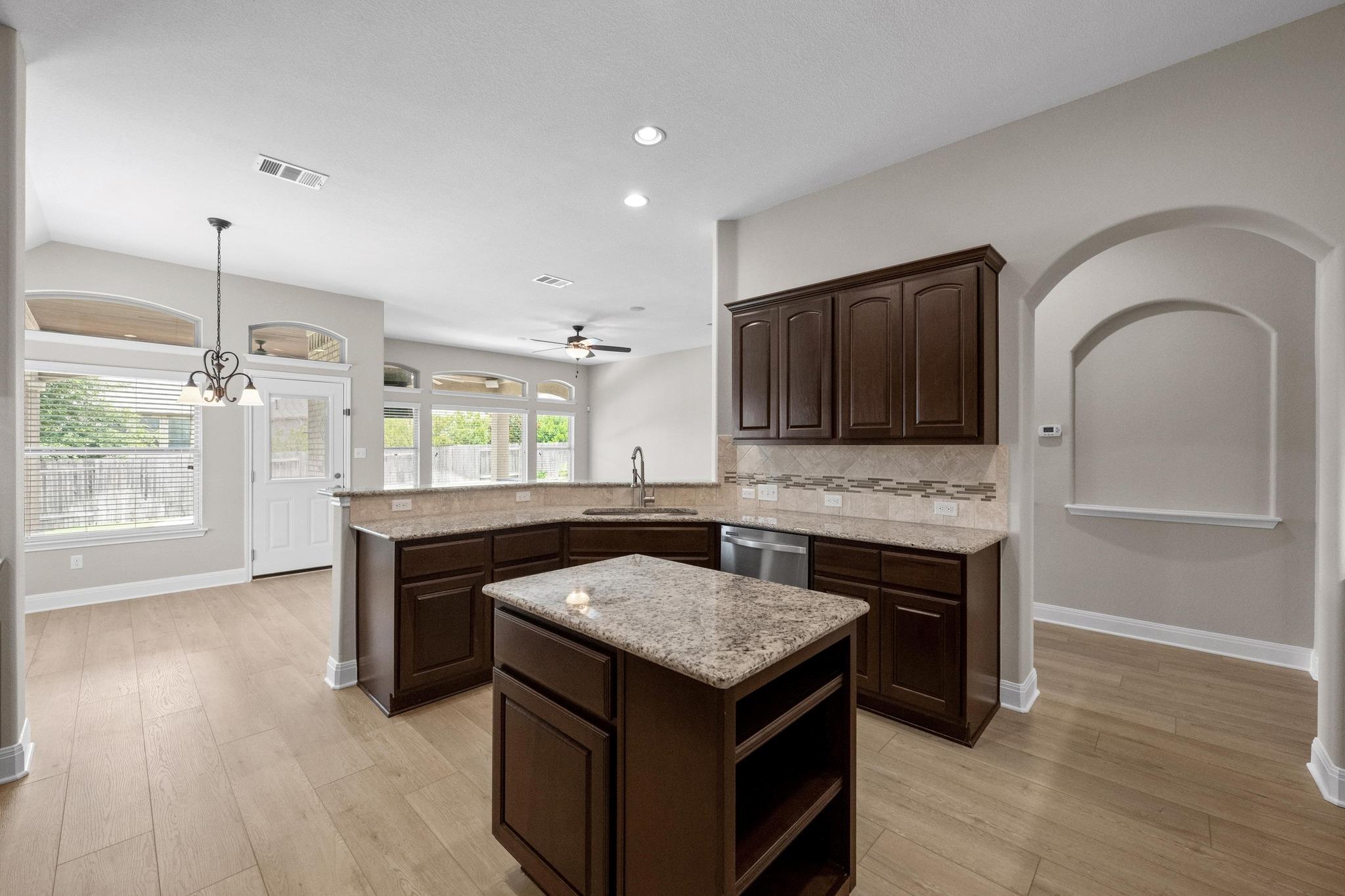 136 Firefall Ln, Austin, TX 78737