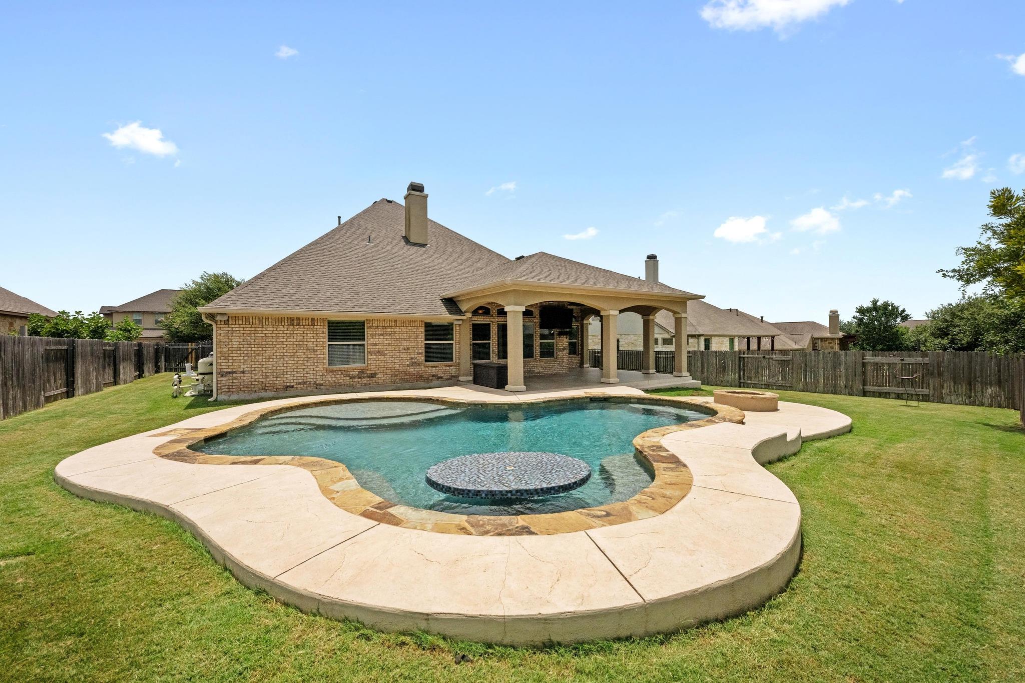 136 Firefall Ln, Austin, TX 78737
