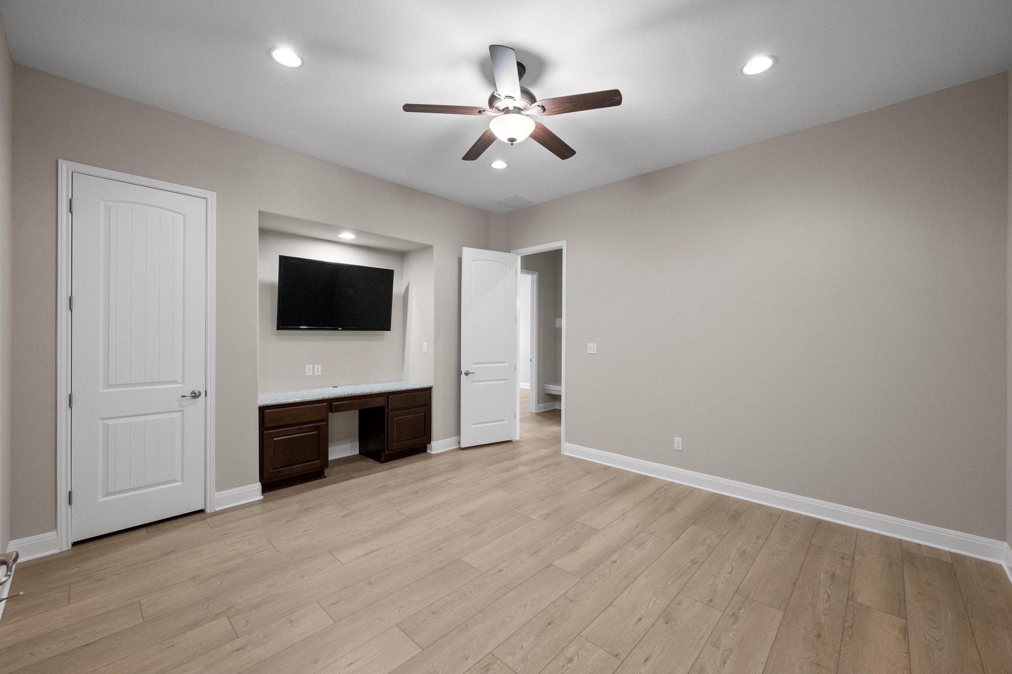 136 Firefall Ln, Austin, TX 78737